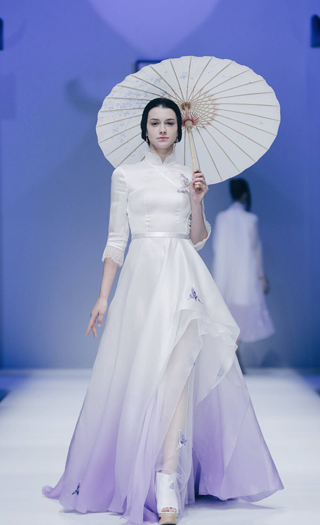 盖娅传说时装秀