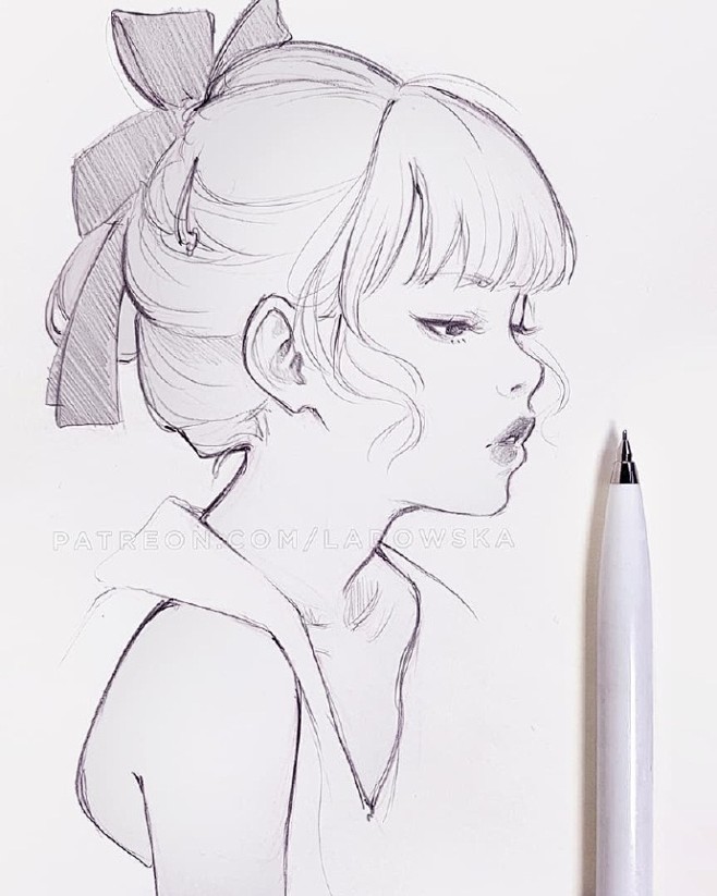 排线细腻的日漫风少女线稿丨插画师asialadowska