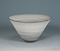 日本陶瓷艺术家Yoshitaka Tsuruta的单色陶瓷