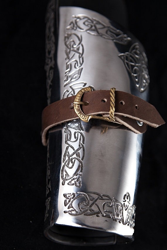 乌克兰代购large㊣手作罕见哥特式中世纪蚀刻花纹不锈钢护腕臂甲淘宝