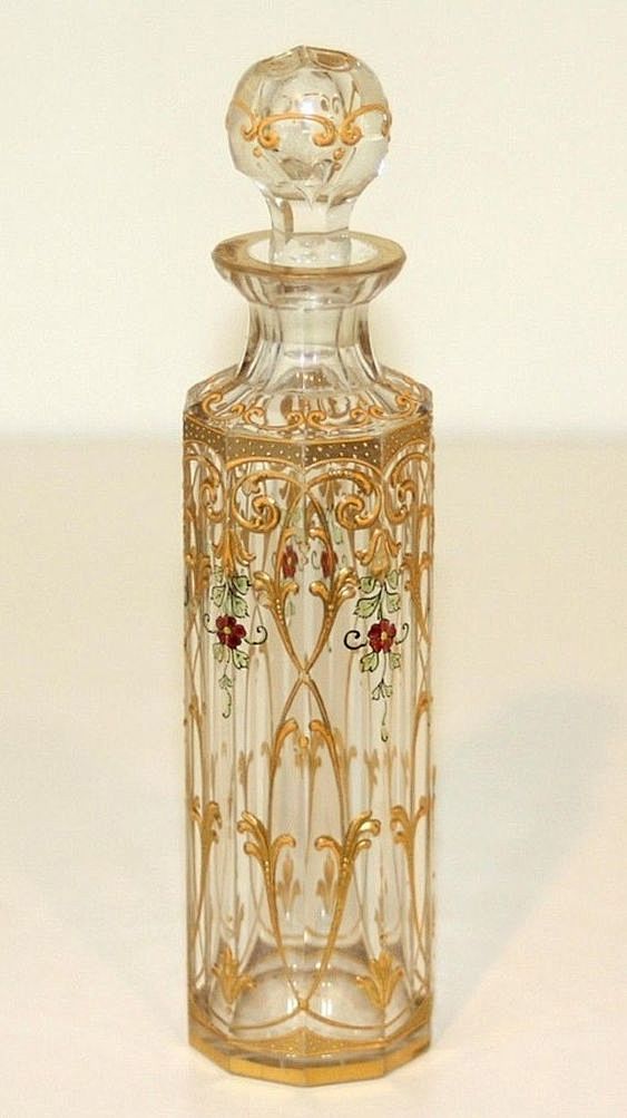 19世纪香水瓶