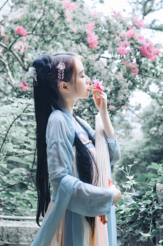 春花落尽·不曾回头采集到素闲吃“香”