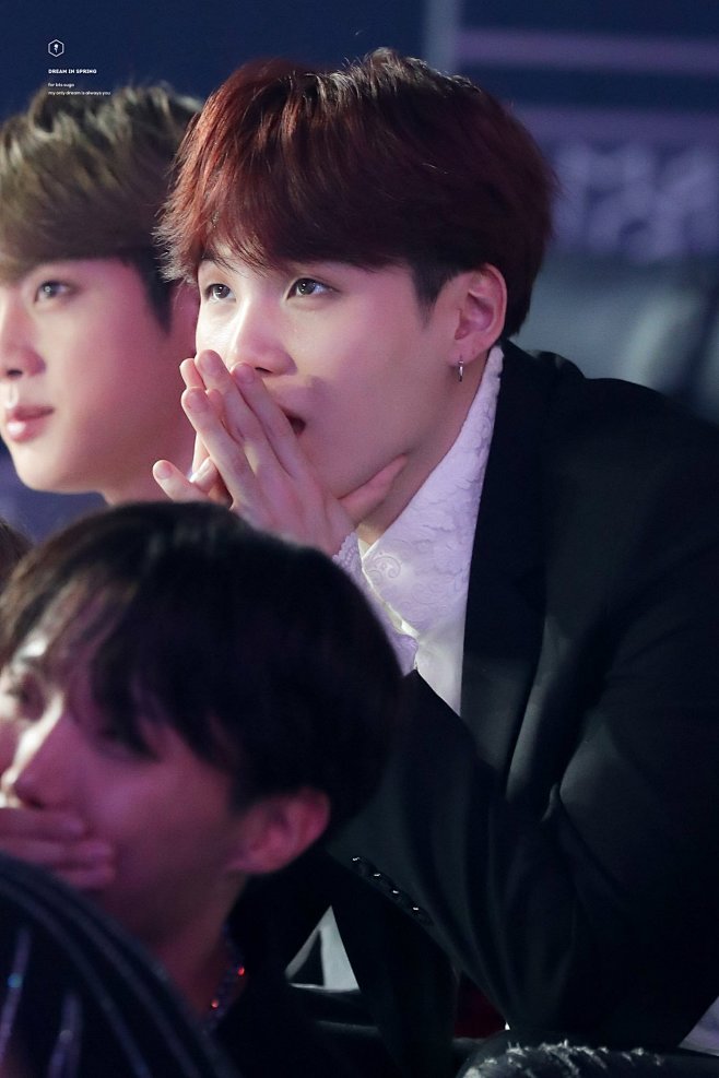 seesaw`从hjz_aka工唑转采于2021-01-13 17:50:02闵玧其k-boysseesaw`