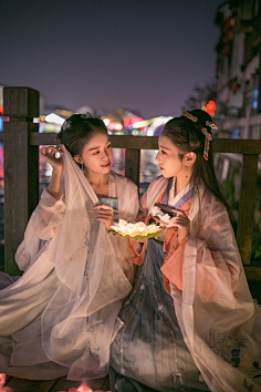 三月的狐狸猫采集到古装