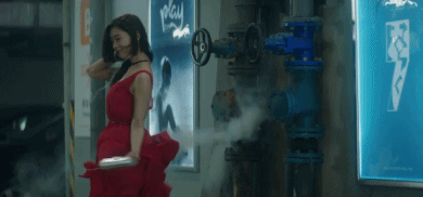 看完情圣被李成敏酥胸大长腿的好身材撩翻了好身材的女明星