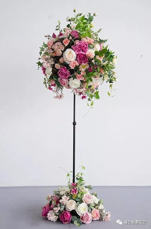 花柱520花柱花艺通道布置迎宾花艺