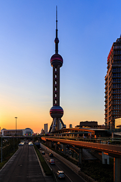 上海东方明珠塔设计师图片