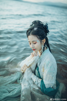 尤歌YAN采集到汉服