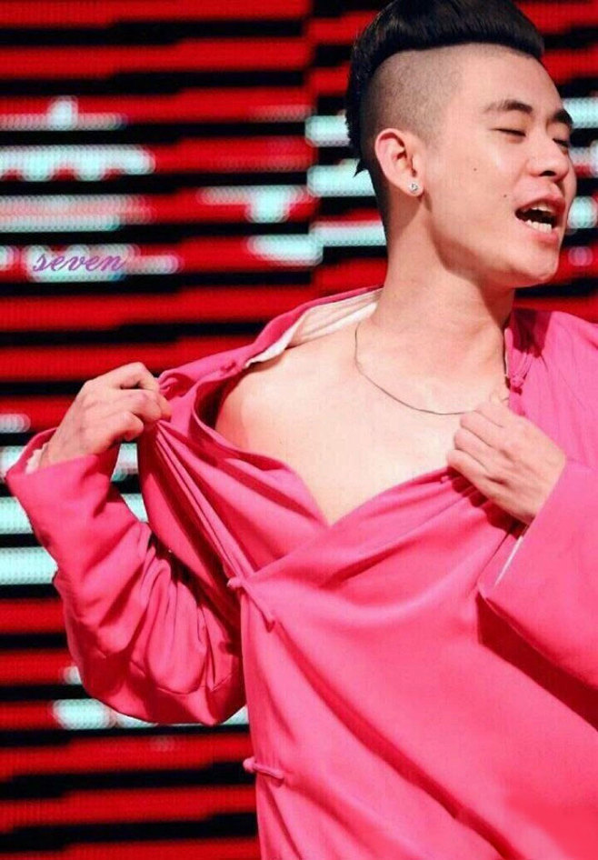 辫儿-花瓣网|陪你做生活的设计师 | 张云雷#辫儿哥哥#你好,我是二爷的