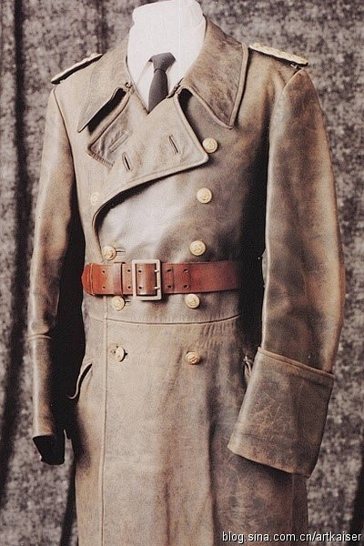 二战德军皮大衣将军图片