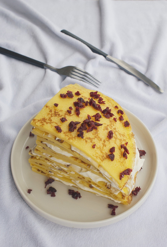 千层可丽饼饼皮煎厚了点吃货