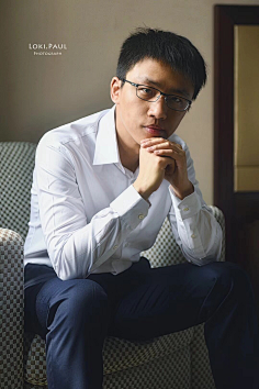 新郎家中摆拍-花瓣网|陪你做生活的设计师