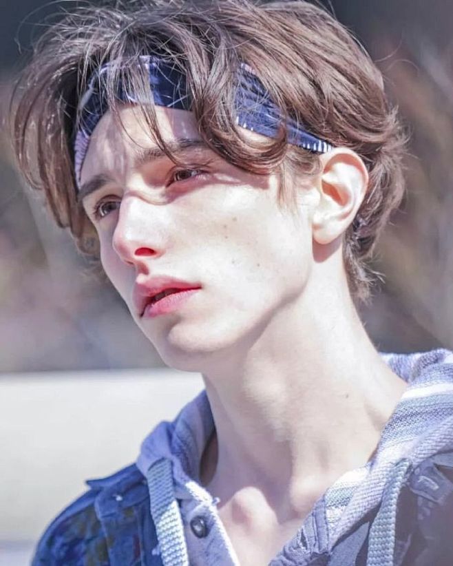 安利美男子 模特eric warner .