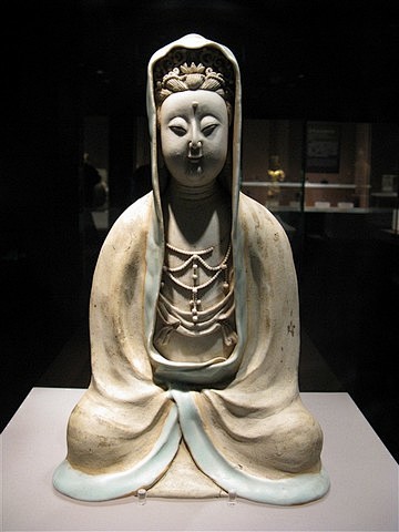 宋代青白釉反瓷观音菩萨像出土在北京丰台日本首都博物馆