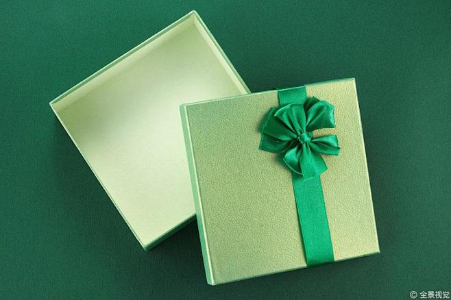 绿色礼盒