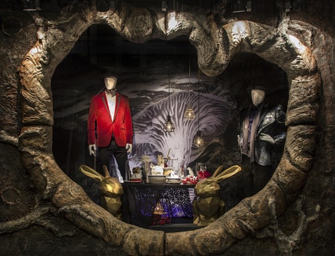 阿姆斯特丹debijenkorf节日橱窗设计