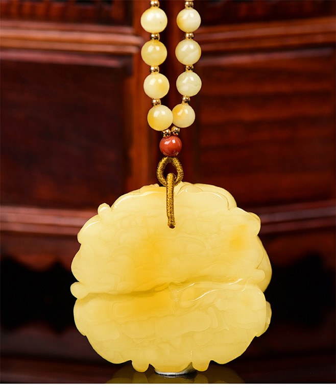 盘古世家天然琥珀蜜蜡俄料满蜡鸡油黄牡丹花雕件女士吊坠精美礼图片