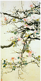 徐悲鸿《紫荆花》--- 徐悲鸿把西方艺术手法融入到中国画中，创造了新颖而独特的风格，整幅既有具象之美，又有笔墨情趣。