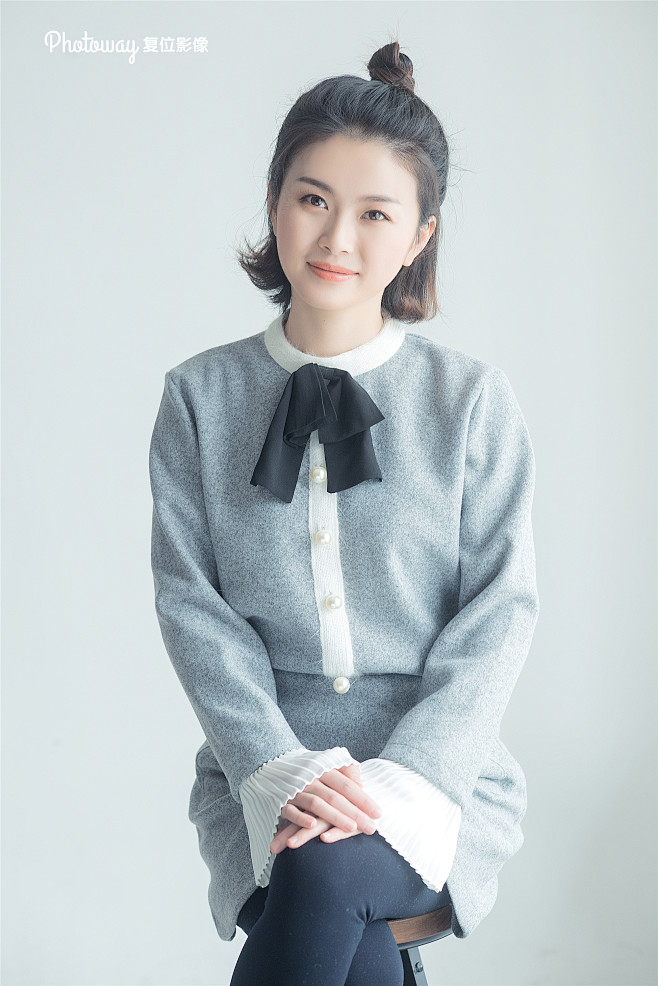 女士形象照动作