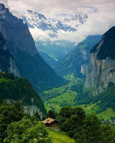 最纯净的绿色国家:1.瑞士;2.挪威;3.瑞典;4.芬兰