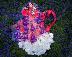 湖畔阴影采集到克里斯蒂·米切尔(Kirsty Mitchell),英国摄影师