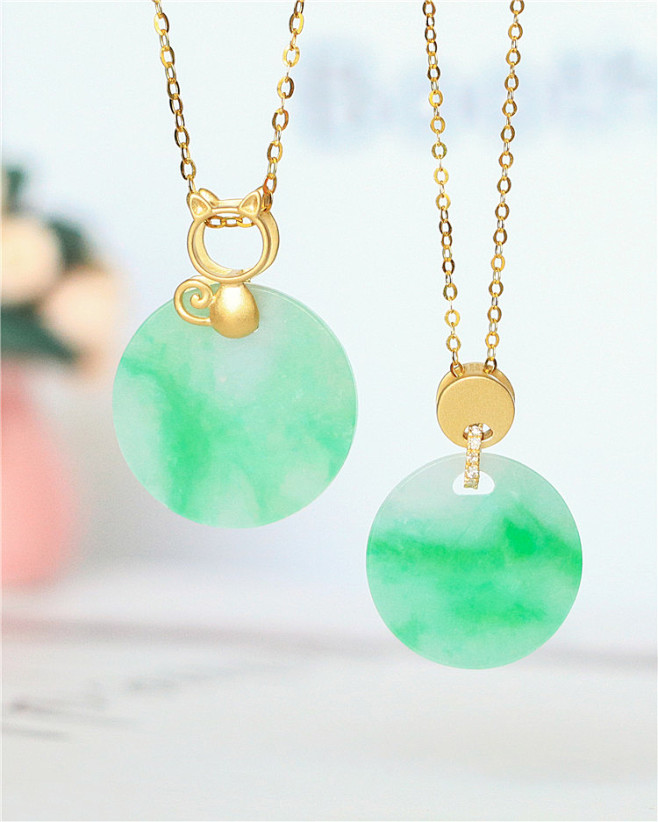 慕皇珠宝贰店:天然正品A货翡翠 18K金镶钻山水