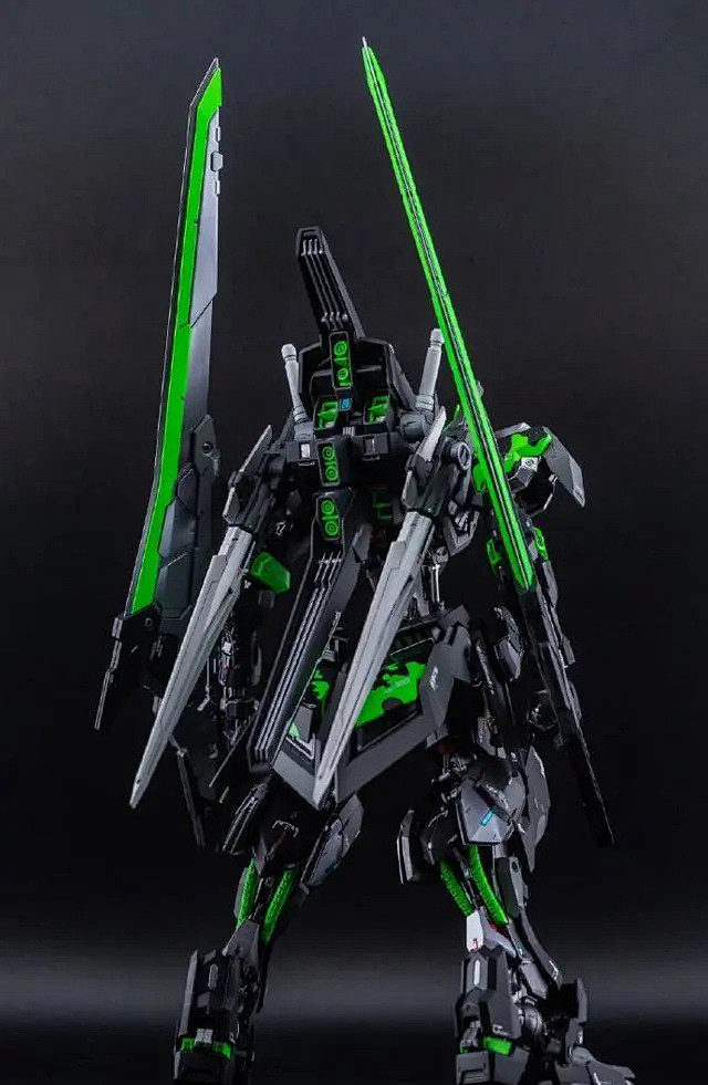 模玩控搭配xn大剑和gns2巴巴托斯侠盗复杂的外挂装备搭载可以提升高达