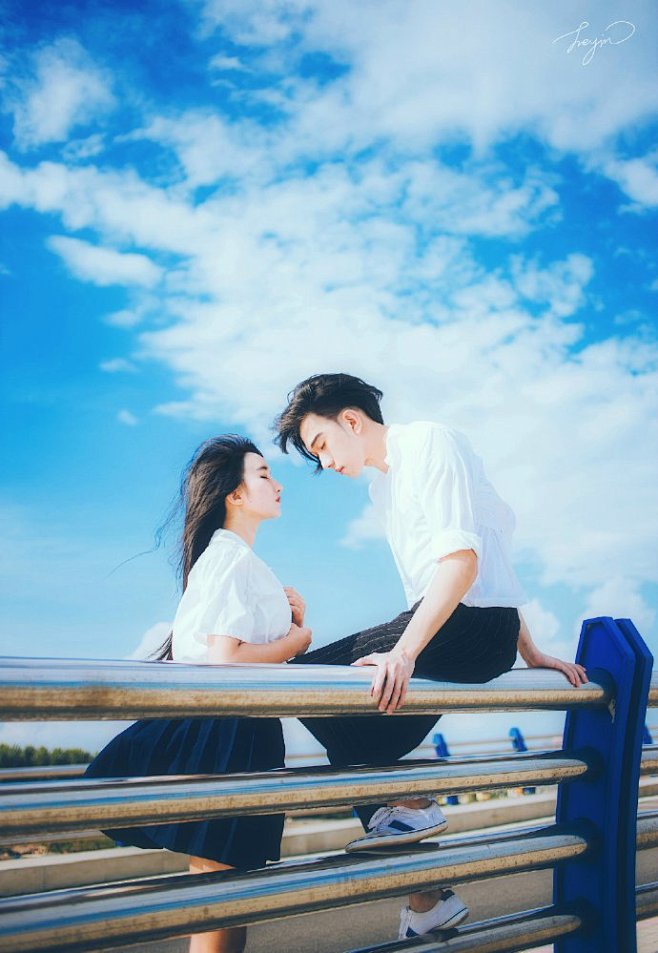 暧昧是爱情最好的状态那些点到为止的心动美好的令人难忘夏末的时候拍