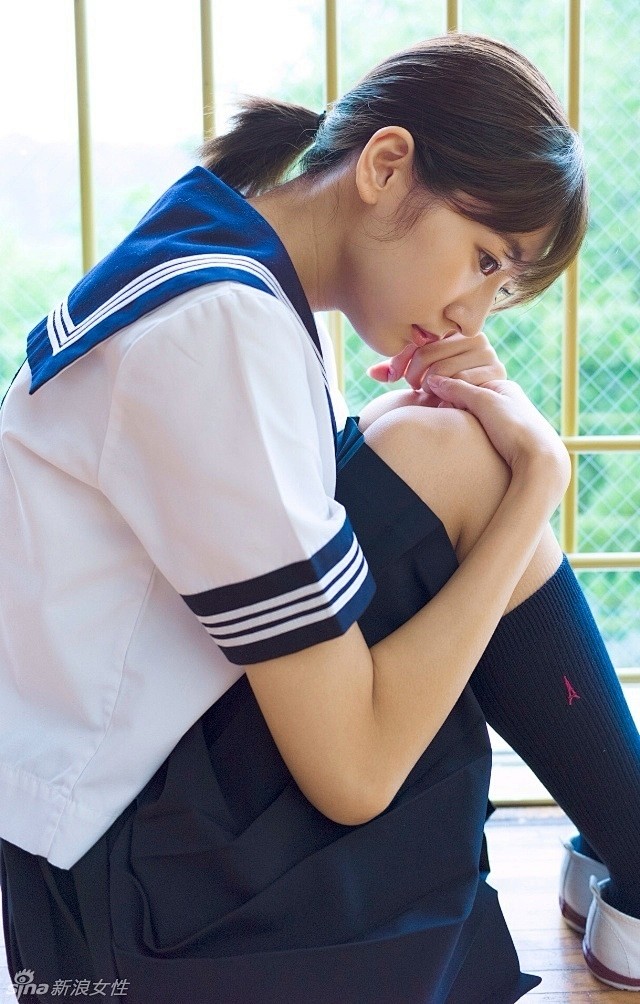 清纯美少女武田玲奈水手服写真清新动人清纯美少女武田玲奈水手服写真