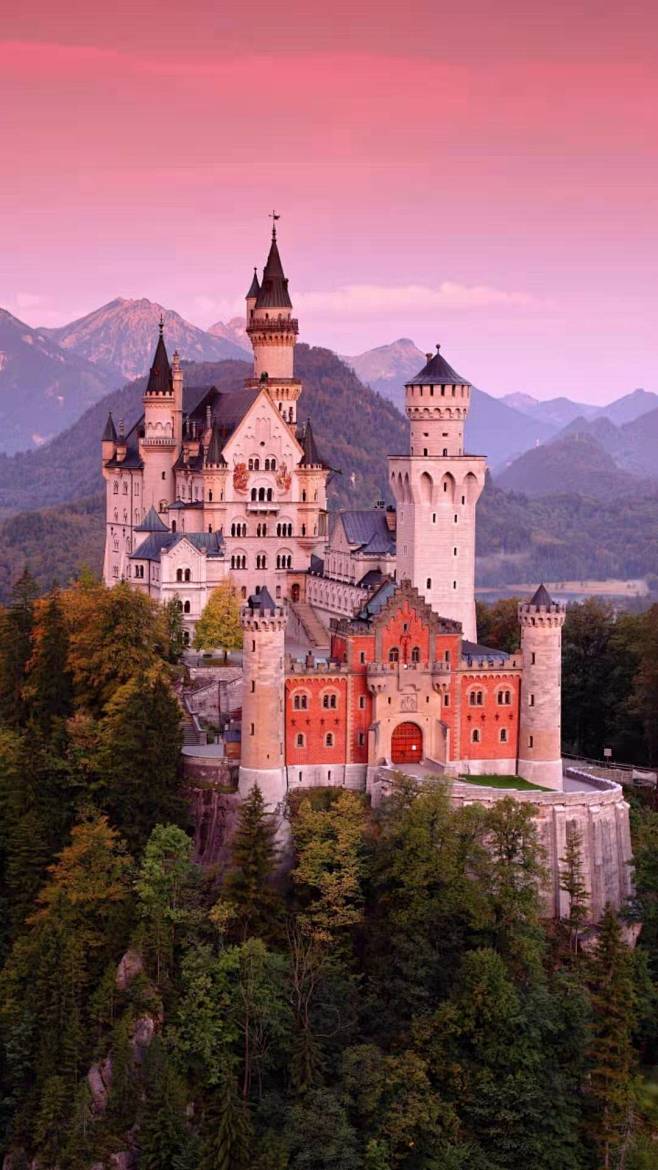 童话世界的新天鹅城堡
