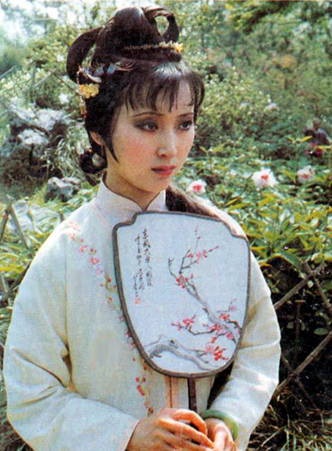 87版红楼梦陈晓旭饰林黛玉