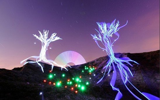 英国艺术家及摄影师迈克尔博桑科michaelbosanko用其惟妙惟肖的光画