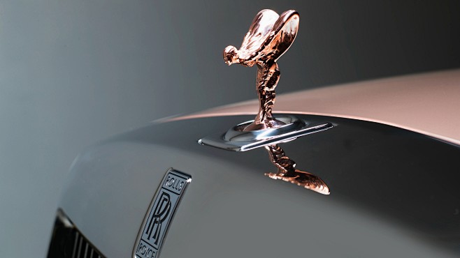 高清晰劳斯莱斯幻影天使车标壁纸封面大图