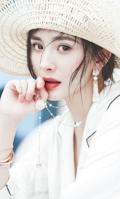 雨阳叔叔采集到M 美女