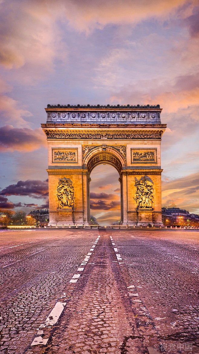 1805年,拿破仑率领的法国军队在奥斯特利茨战