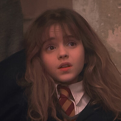 哈利波特赫敏头像举手