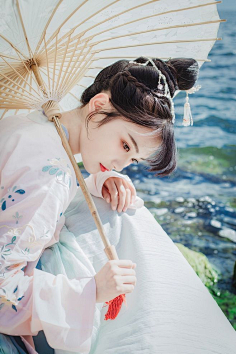 莫雪瑶兮采集到古装服饰