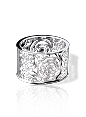 CAMéLIA系列18K白金手镯，镶嵌钻石。
