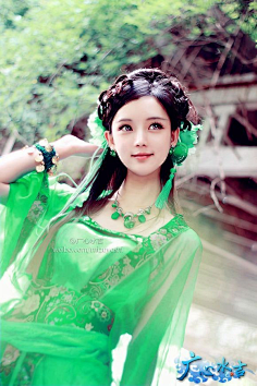SIGENG采集到红袖添香,你如她