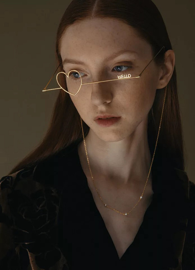 金丝眼镜爱心可爱斯文败类学者魔法师女巫欧洲复古古典美人