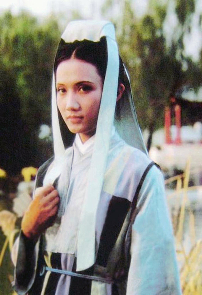 1987年大陆央视版红楼梦金陵十二钗之姬玉饰演妙玉