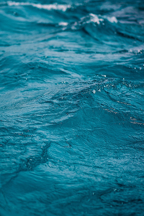 下雨天地面雨水背景素材湖水溪水海水水背景色调背景高清图片