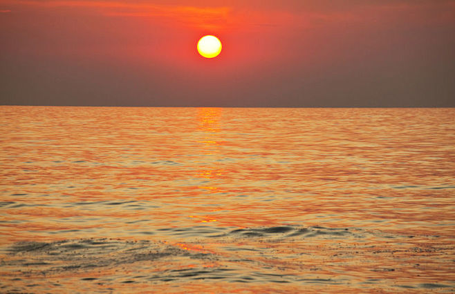 海上日出圖片海上日出圖片大全macz海上日出圖片素材大全海上日出美景