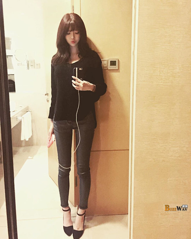 韩国正妹bj阿英好正的白皙南韩视讯主播好会跳舞buzz正妹