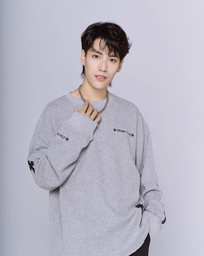 姣樘采集于2021-09-28 16:16:18林子闳sam蓝颜姣樘该采集也在以下画板