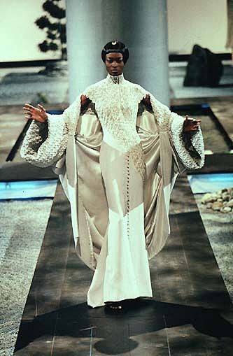 alexandermcqueenforgivenchyspringsummer1998hautecouture