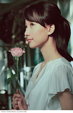果蒂采集到小女人