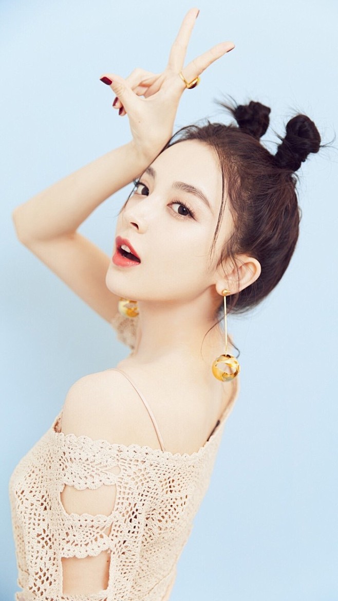 骄阳似我ˇ从带我走ii转采于2021-06-28 09:07:09娜扎人物骄阳似我