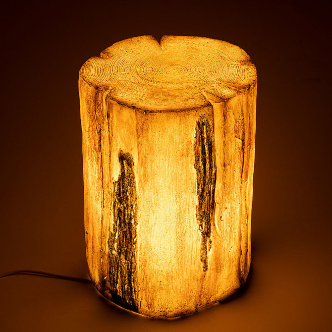 绿涛中山玻璃钢厂家园林景观小品灯整体发光树桩仿木树桩灯