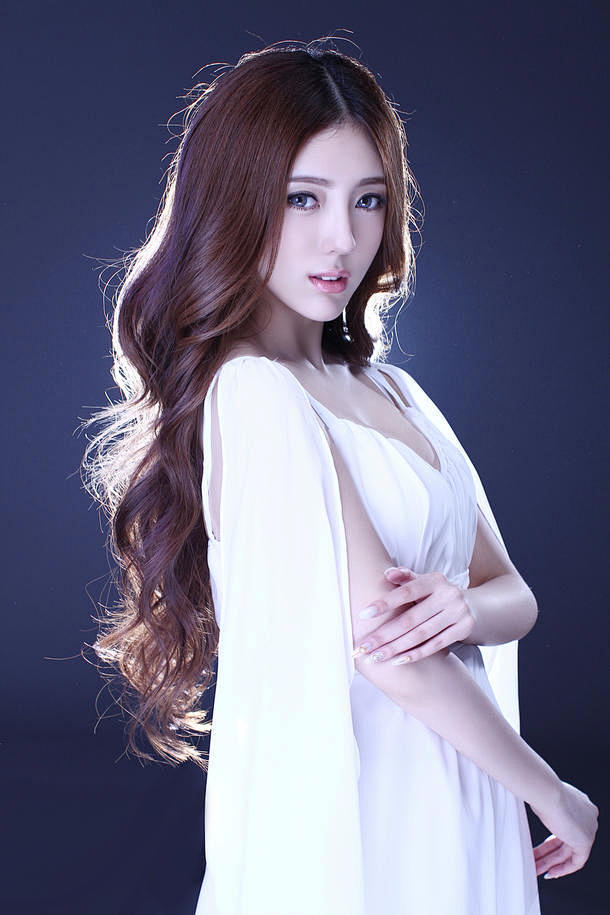 陈思元有美人兮见之不忘